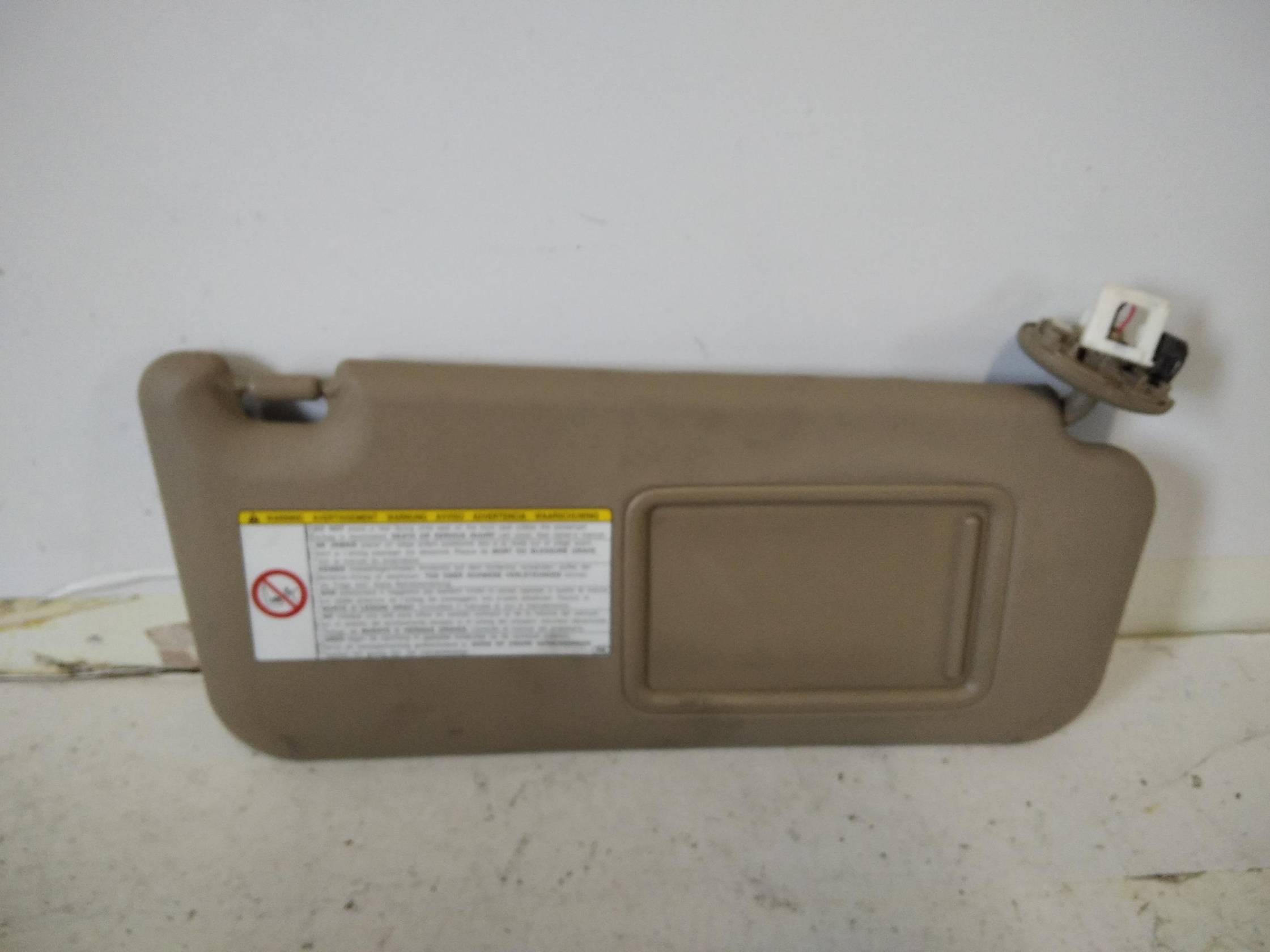 Aletta parasole parabrezza dx.